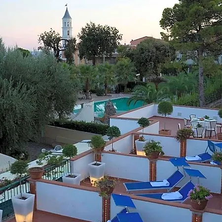 Hotell Ristorante Cavaliere 3*